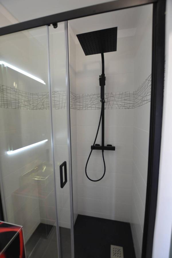 Studio Naturiste "Tropiques" Heliopolis Fg Agde Bagian luar foto